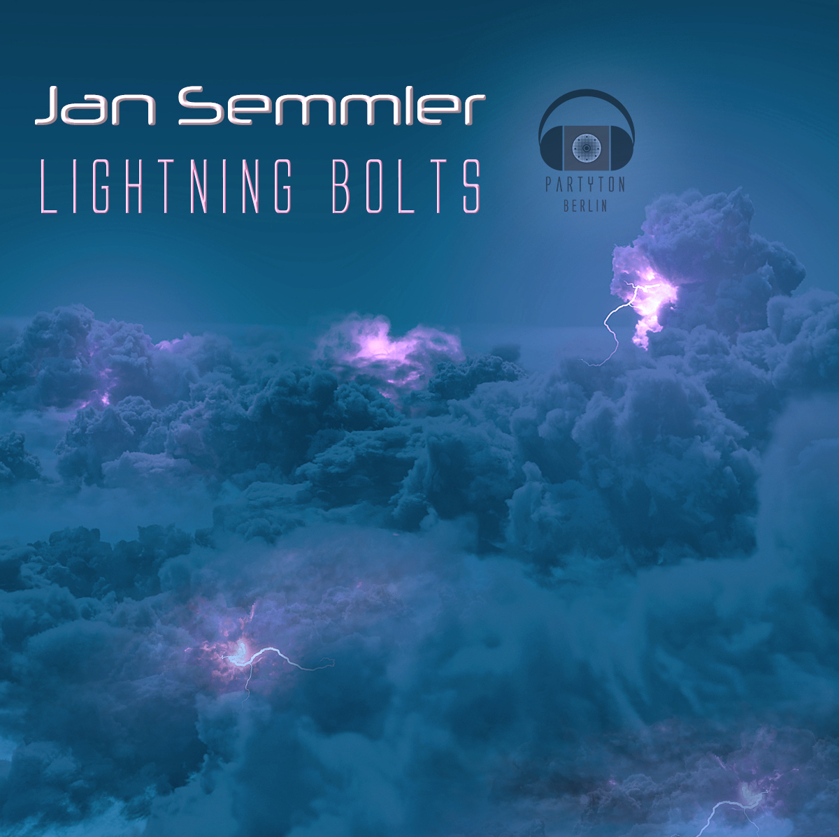 lightning bolts lightning bolts